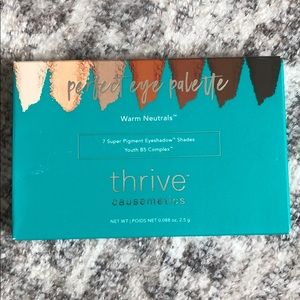 Thrive Causemetics Warm Neutrals Palette